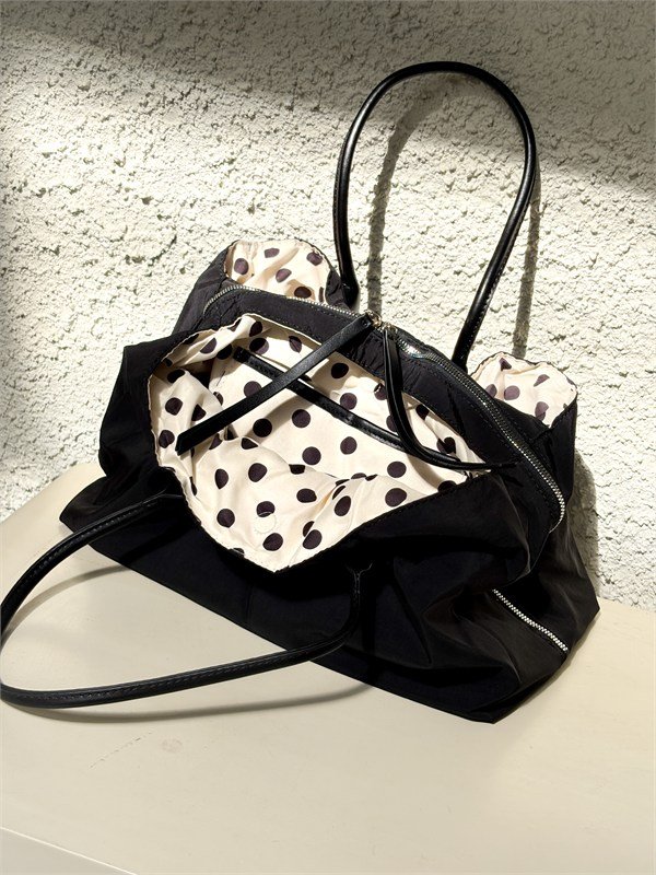 Cemplung Black Inner Polka